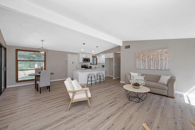 2012 Belcot Rd, Sacramento, CA 95825