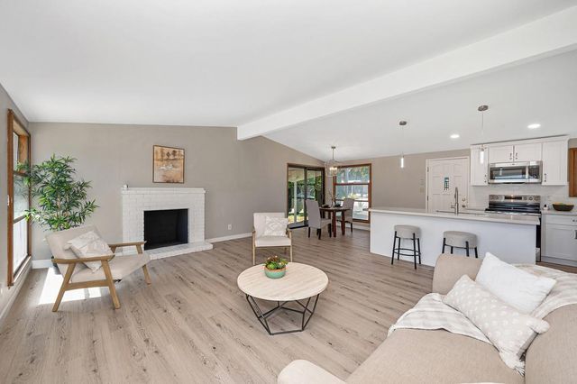 2012 Belcot Rd, Sacramento, CA 95825