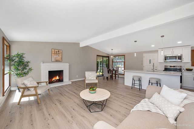 2012 Belcot Rd, Sacramento, CA 95825