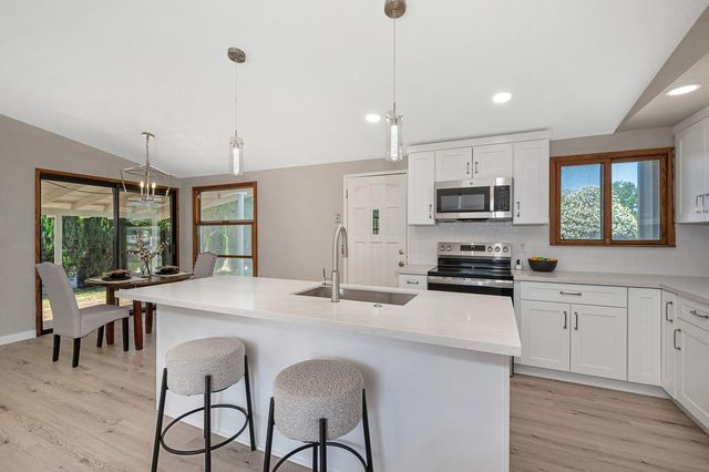 2012 Belcot Rd, Sacramento, CA 95825