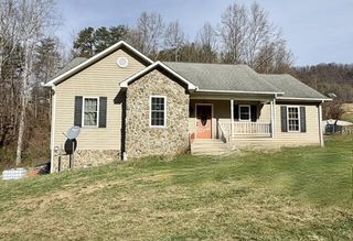 6267 Dillons Mill RD, Callaway, VA 24067