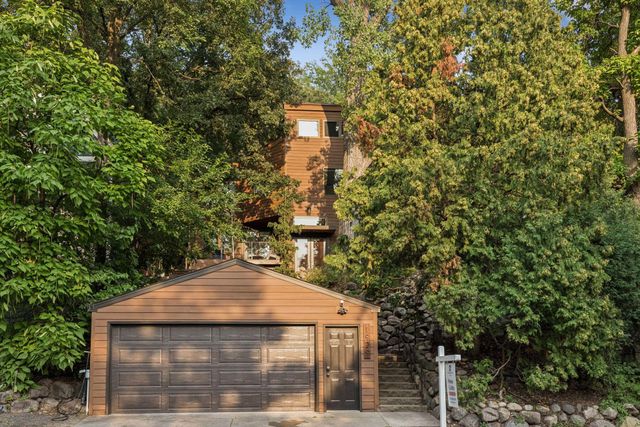 1929 Ewing Avenue S, Minneapolis, MN 55416