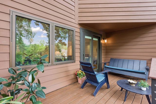 1929 Ewing Avenue S, Minneapolis, MN 55416