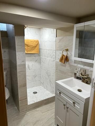 6234 N 105th STREET, Milwaukee, WI 53225