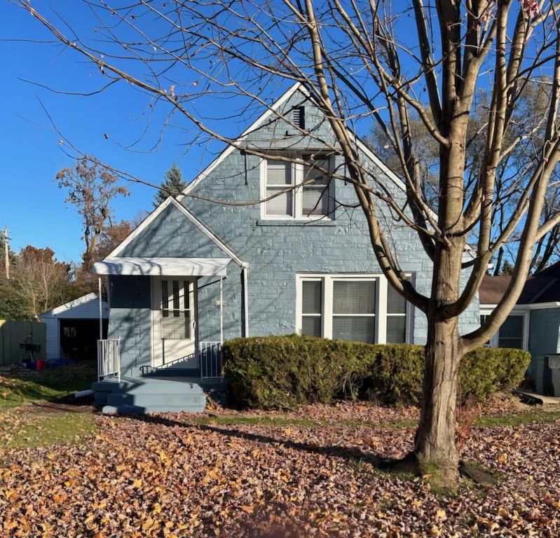 6234 N 105th STREET, Milwaukee, WI 53225