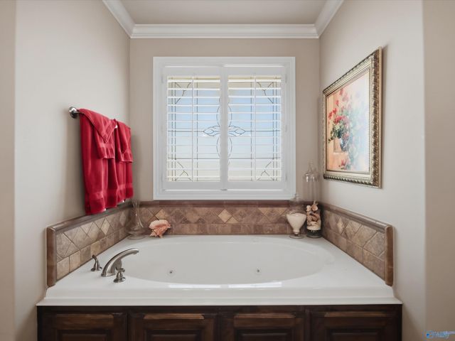13400 Summerfield Drive, Athens, AL 35613