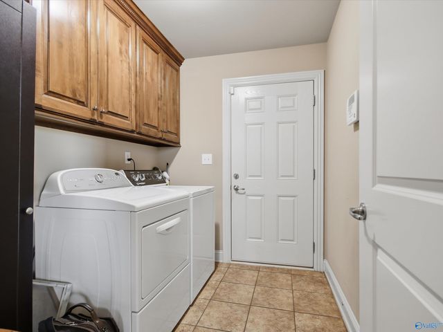 13400 Summerfield Drive, Athens, AL 35613