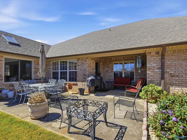 13400 Summerfield Drive, Athens, AL 35613