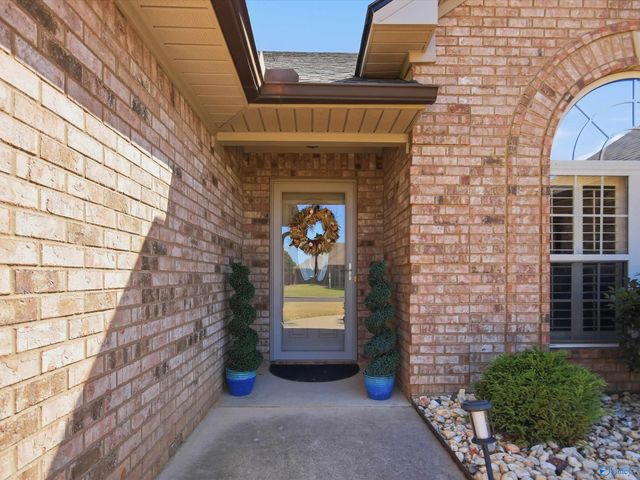 13400 Summerfield Drive, Athens, AL 35613