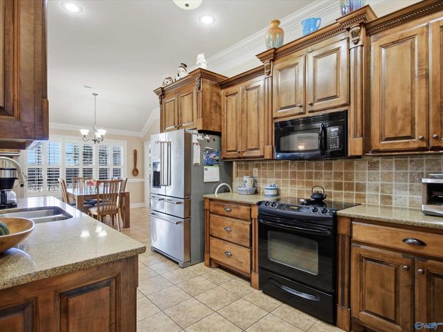 13400 Summerfield Drive, Athens, AL 35613