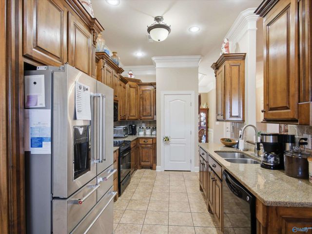 13400 Summerfield Drive, Athens, AL 35613