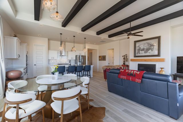 4337 Mountain Trail Loop NE, Rio Rancho, NM 87144