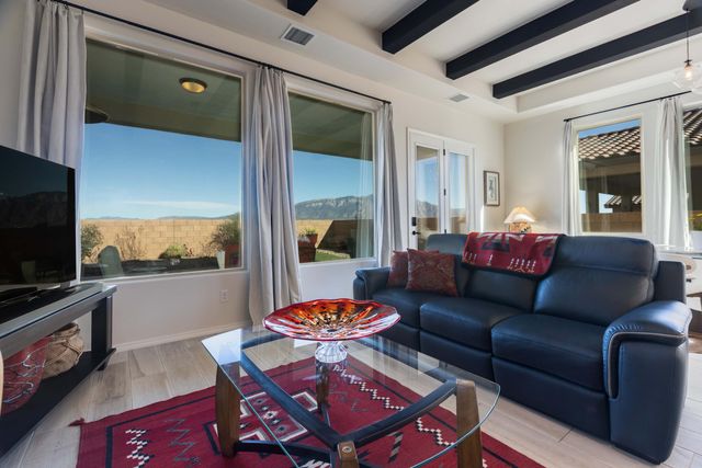 4337 Mountain Trail Loop NE, Rio Rancho, NM 87144