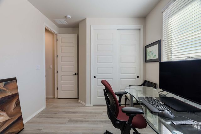 4337 Mountain Trail Loop NE, Rio Rancho, NM 87144