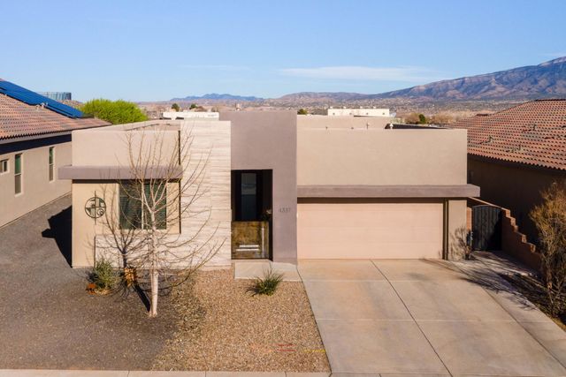 4337 Mountain Trail Loop NE, Rio Rancho, NM 87144