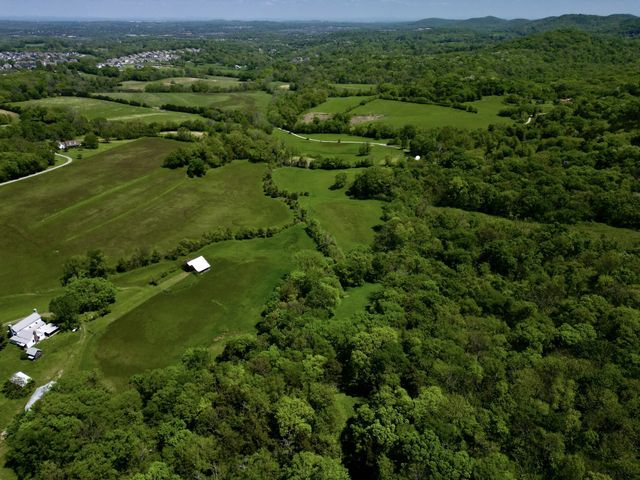 9591 Clovercroft Rd, Franklin, TN 37067