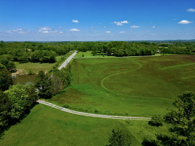 9591 Clovercroft Rd, Franklin, TN 37067