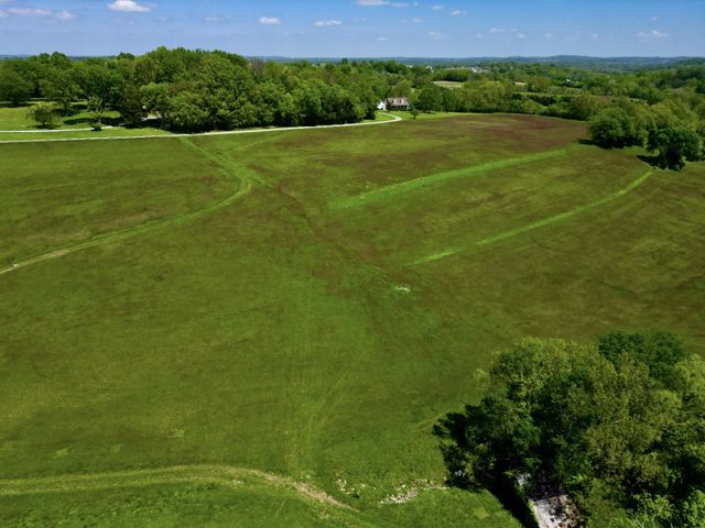 9591 Clovercroft Rd, Franklin, TN 37067