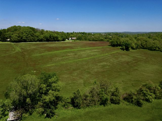9591 Clovercroft Rd, Franklin, TN 37067