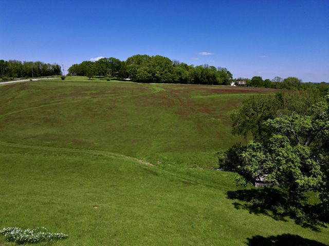 9591 Clovercroft Rd, Franklin, TN 37067