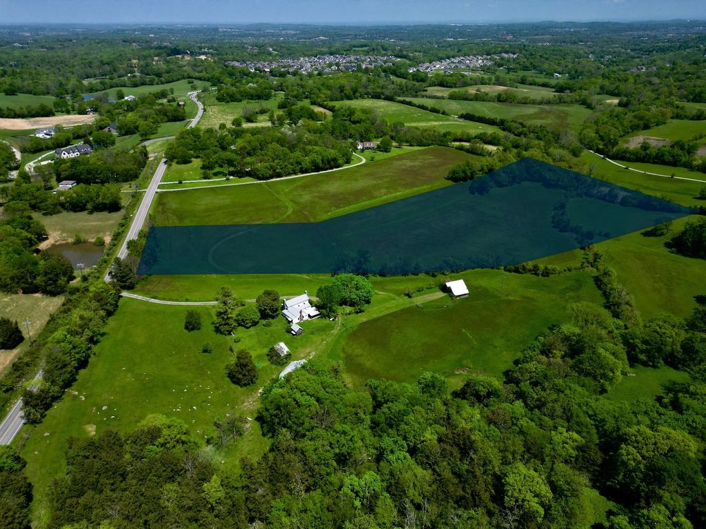 9591 Clovercroft Rd, Franklin, TN 37067