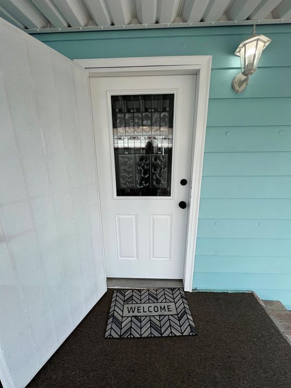 Image 10 of property listing at 2706 W Ashlan Avenue # 239, Fresno, CA 93705