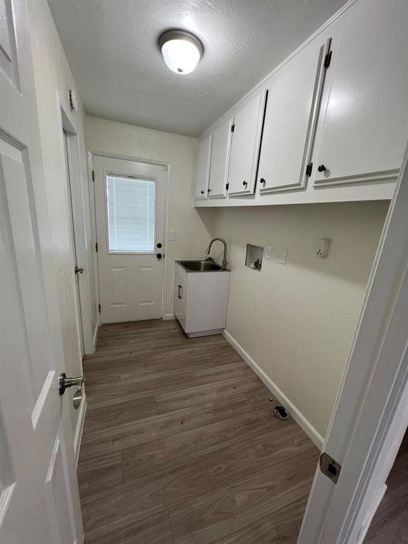 Image 20 of property listing at 2706 W Ashlan Avenue # 239, Fresno, CA 93705