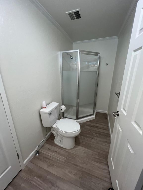 Image 30 of property listing at 2706 W Ashlan Avenue # 239, Fresno, CA 93705