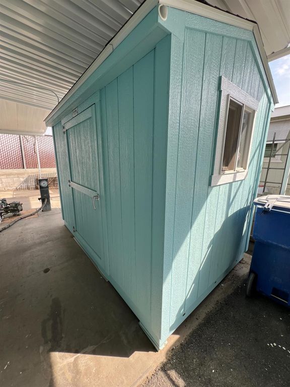 Image 6 of property listing at 2706 W Ashlan Avenue # 239, Fresno, CA 93705