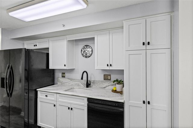 708 Westage At The Hbr, Irondequoit, NY 14617