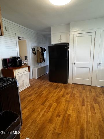 1602 Hawthorne Street, Schenectady, NY 12303