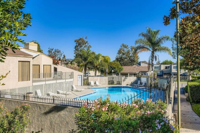 10818 Lamentin Ct, San Diego, CA 92124