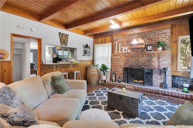 1056 Eagle Road, Wrightwood, CA 92397