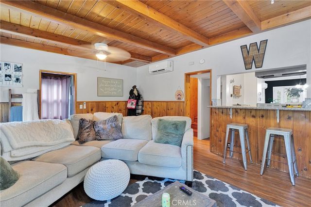 1056 Eagle Road, Wrightwood, CA 92397