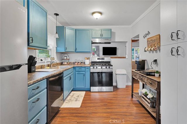 1056 Eagle Road, Wrightwood, CA 92397