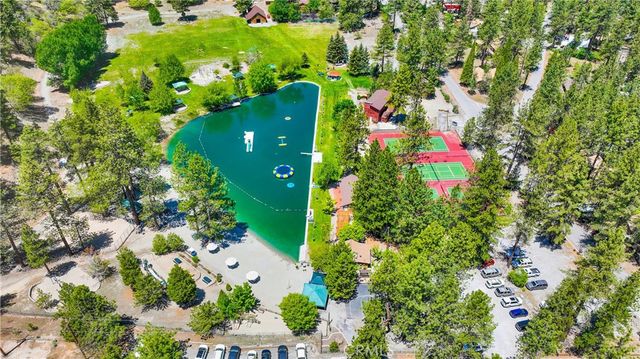 1056 Eagle Road, Wrightwood, CA 92397