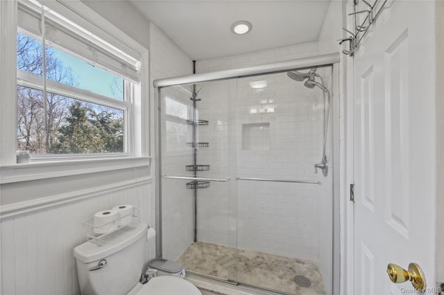 17 Jennifer Path, Westhampton Beach, NY 11978