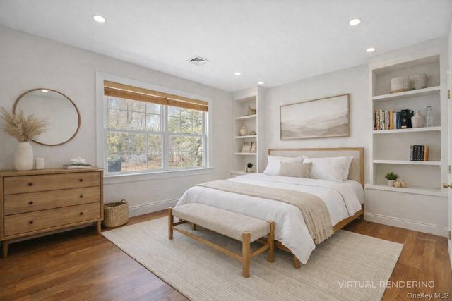 17 Jennifer Path, Westhampton Beach, NY 11978