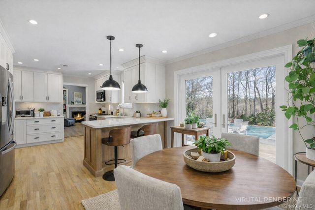 17 Jennifer Path, Westhampton Beach, NY 11978