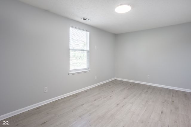 3542 Lacebark Drive, Indianapolis, IN 46235