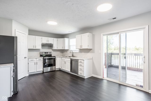3542 Lacebark Drive, Indianapolis, IN 46235
