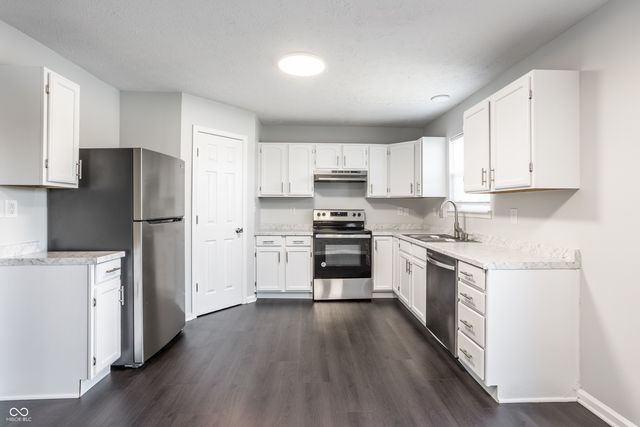 3542 Lacebark Drive, Indianapolis, IN 46235