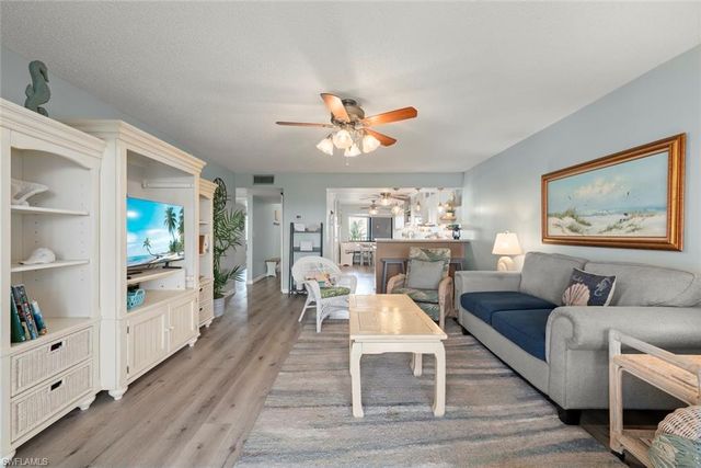 1440 Middle Gulf DR 4C, Sanibel, FL 33957