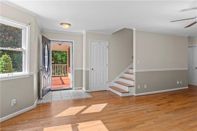 6045 Stone Bluff Drive, Clemmons, NC 27012