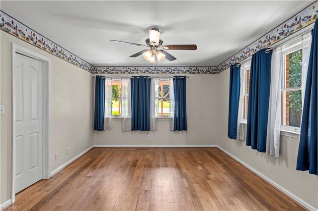 6045 Stone Bluff Drive, Clemmons, NC 27012