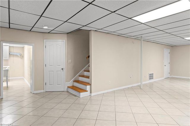 6045 Stone Bluff Drive, Clemmons, NC 27012