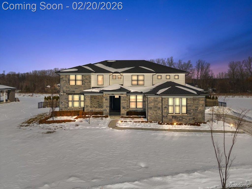 21369 Ballantyne Boulevard, Novi, MI 48167