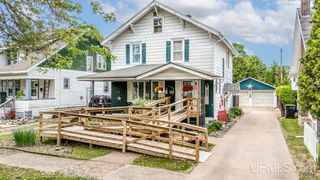 1104 W A St, Iron Mountain, MI 49801