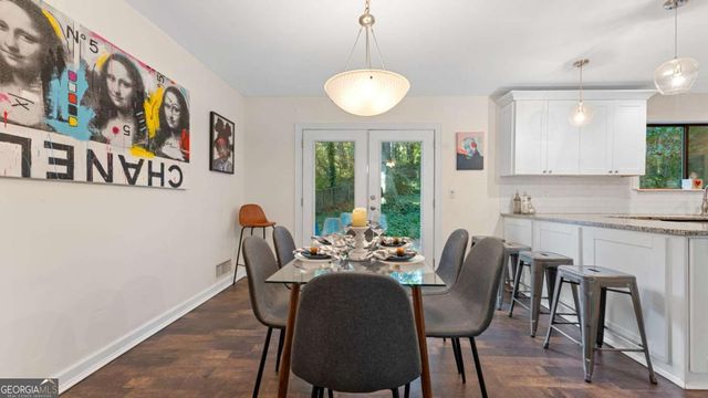 495 Ramsdale Drive, Roswell, GA 30075