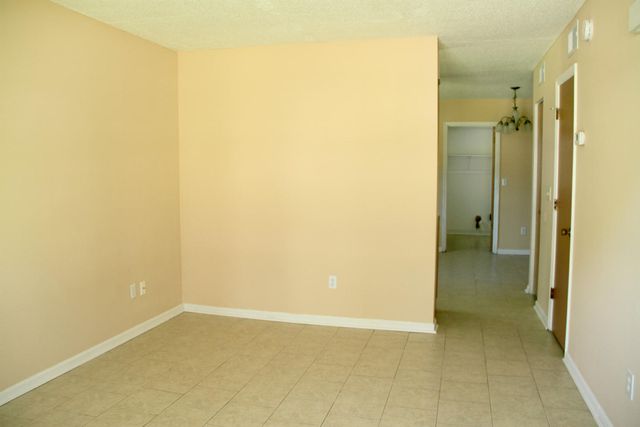 110 Roberta Drive B, Summerville, SC 29485